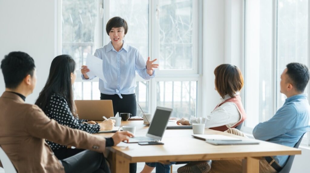 Keys to adapting your business strategy in a dynamic environment