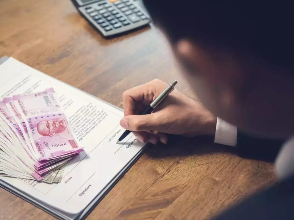 Why do investors prefer large-cap funds? Explained!