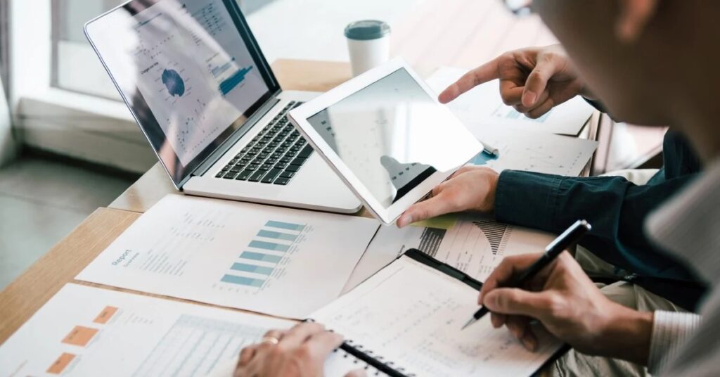 Five Key Advantages of Effective Spending Oversight