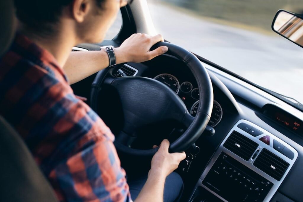 4 Essential Factors to Consider When Choosing Auto Insurance
